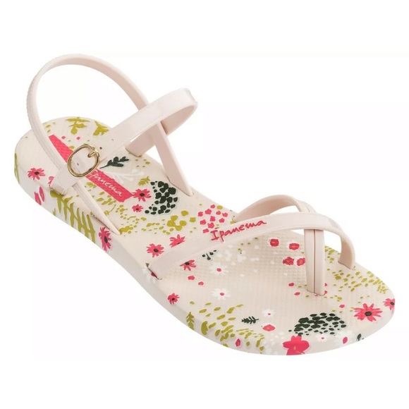 NIB Ipanema Ivory Flower Sandals, Size 6 - Picture 2 of 3